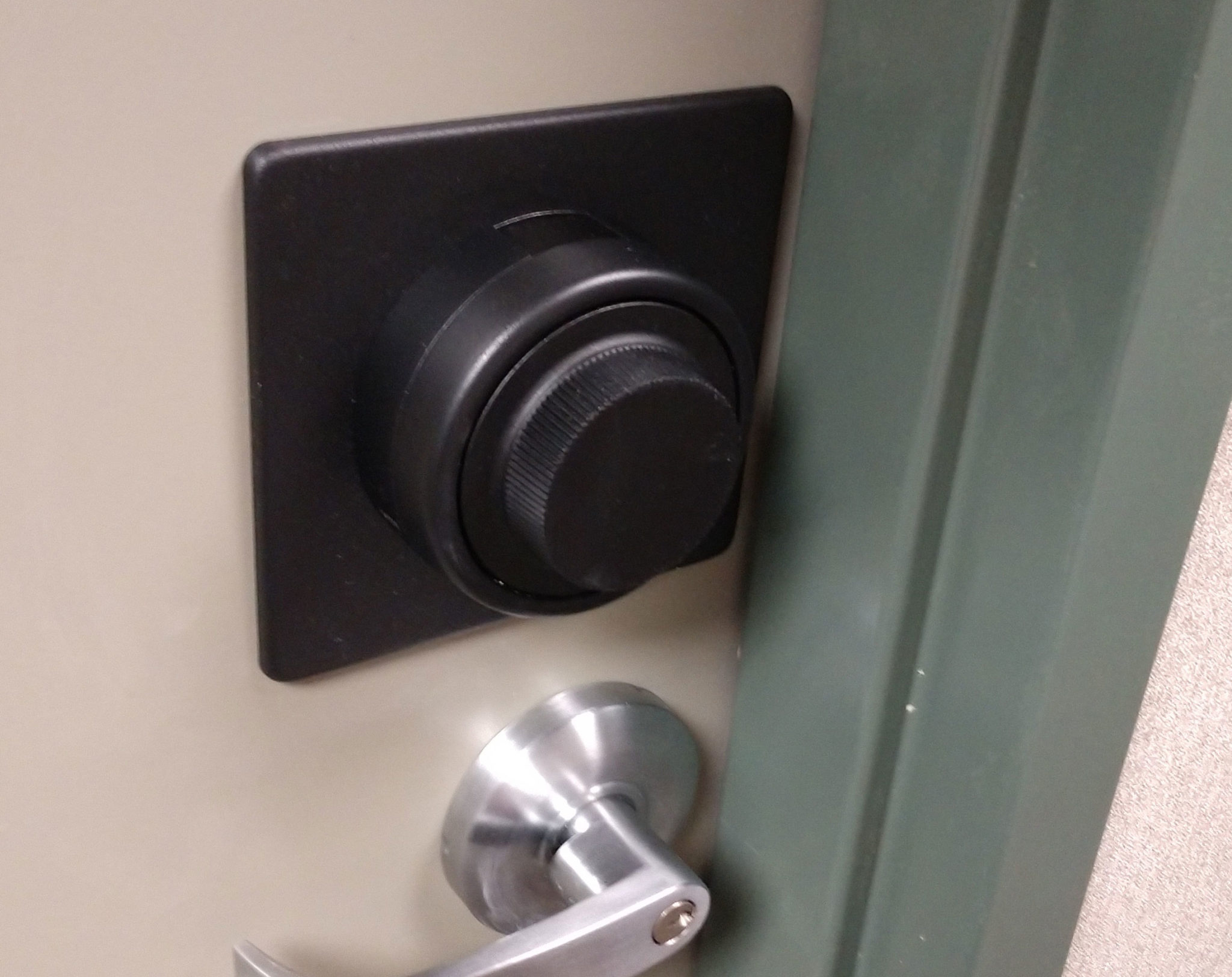 CDX10 HighSecurity Pedestrian Door Lock Kaba Mas